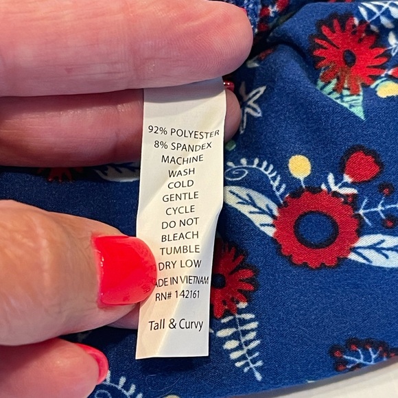 New LuLaRoe Floral 3-pack Bundle - Picture 3 of 7